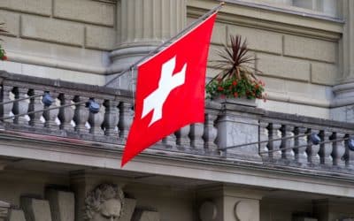 La Suisse vote pour un 13ème mois de rente AVS et rejette un départ à la retraite à 66 ans